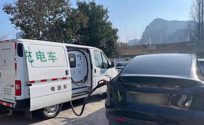 临海汽车搭电
